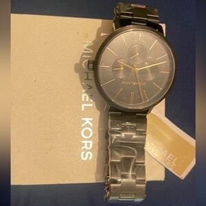 New never used in box Michael korks